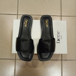 Elleme Fold Leather Sandals